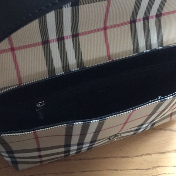 -Vintage Burberry shoulder Bag - Picture 4 of 8